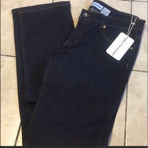 Adorable, comfortable and sexy jeans.